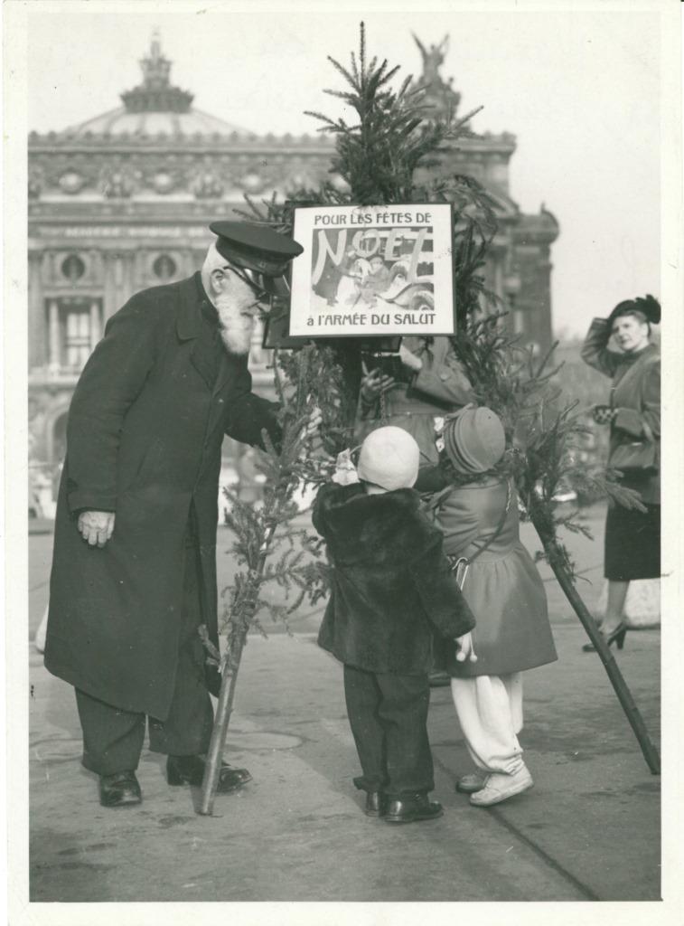 A Salvation Army Christmas kettle in France