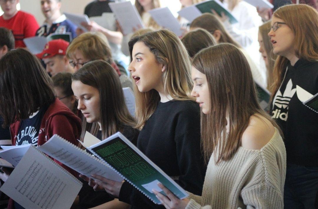 Young people singing in a choir