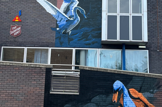 Swan Lodge mural 
