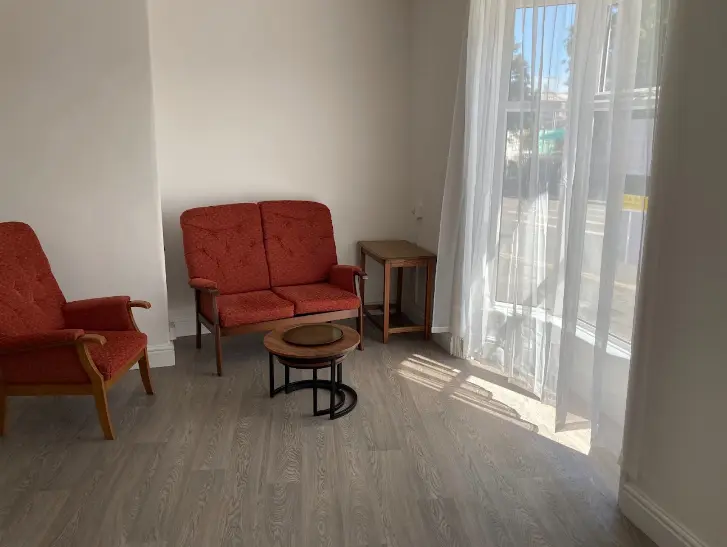 Cwtch @ 2 Ffordd Alexandra