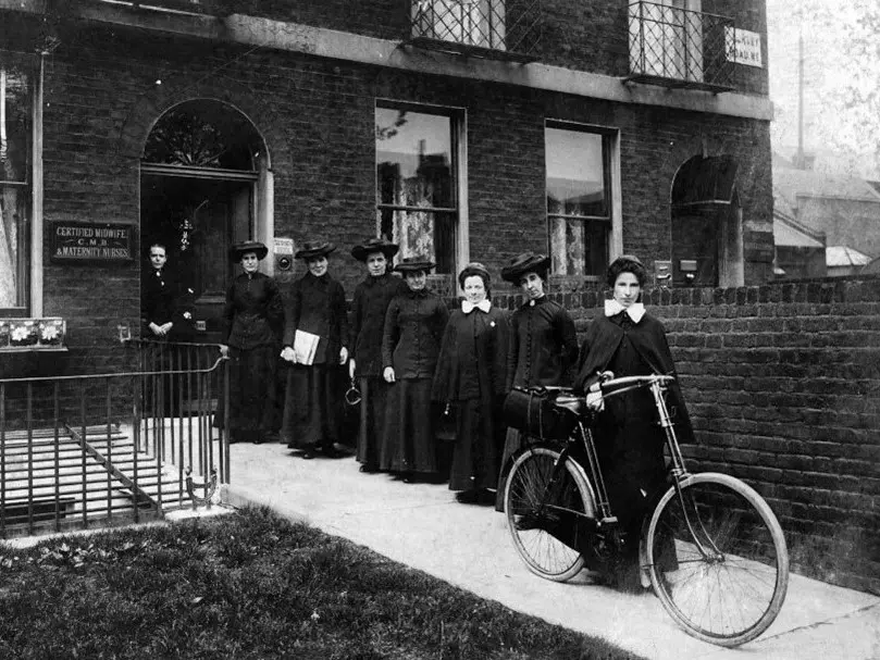 Salvation Army district midwives