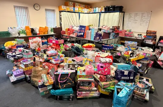 A picture of Christmas toys 