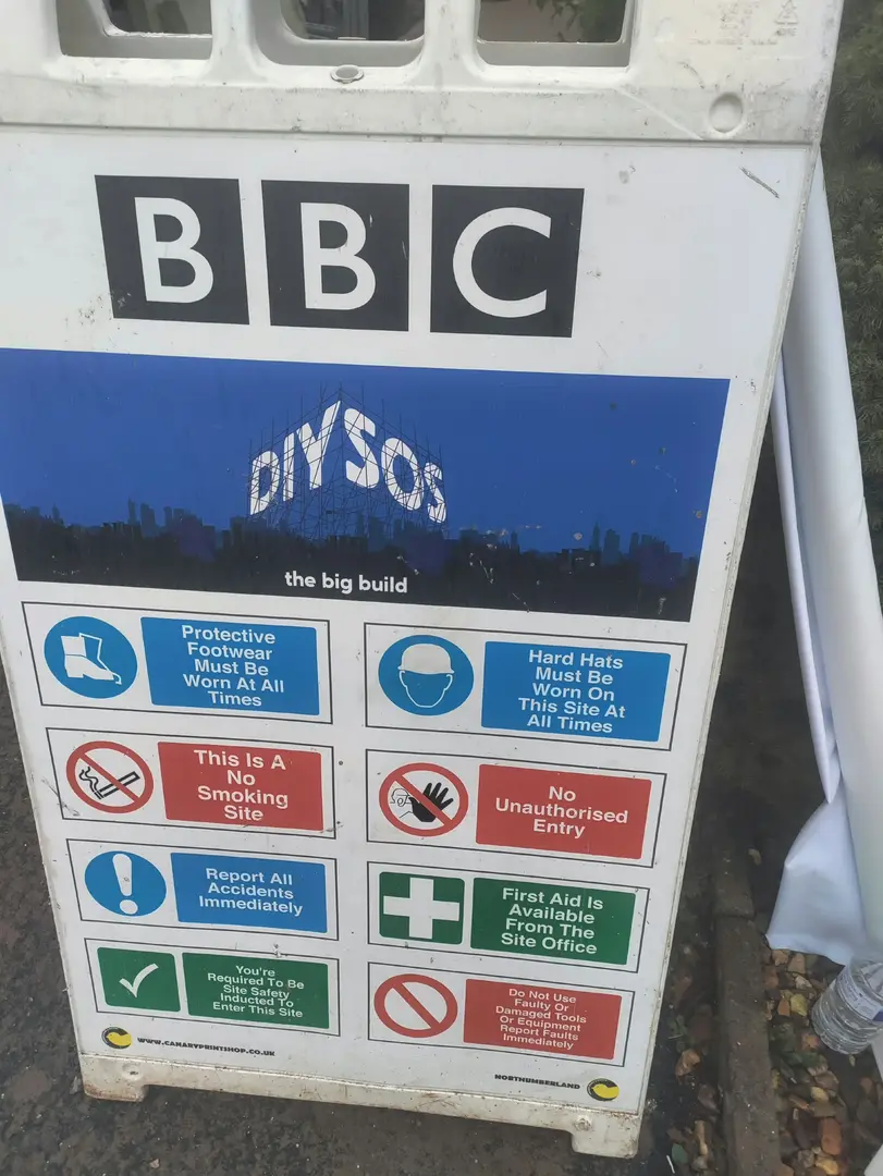 BBC DIY SOS sign